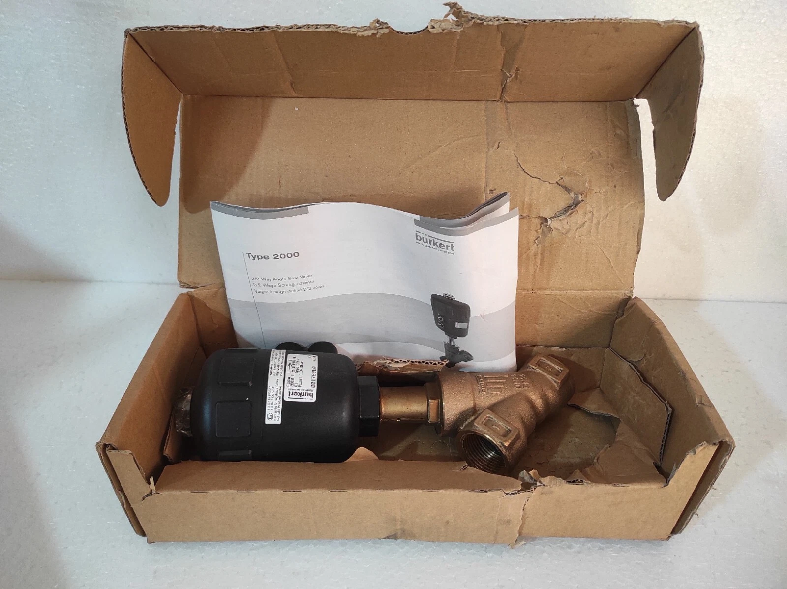 Bürkert 2000 A 25,0 Pneumatic Angle Valve PTFE RG Pmed 16 Bar Pilot 1,9-10 Bar